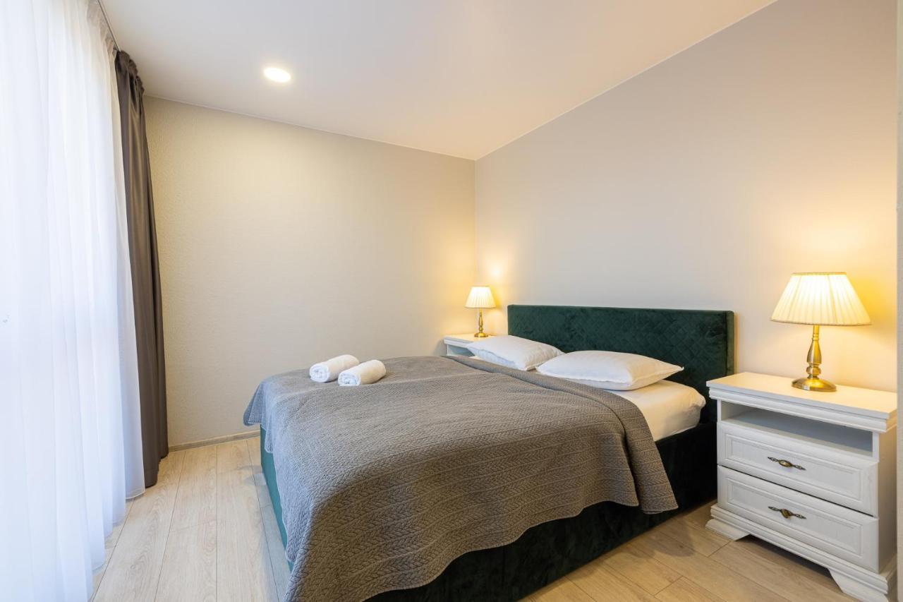 Dharma Stay Apartamentai Su Terasa Ir Vaizdu I Miesta Telšiai Exterior foto