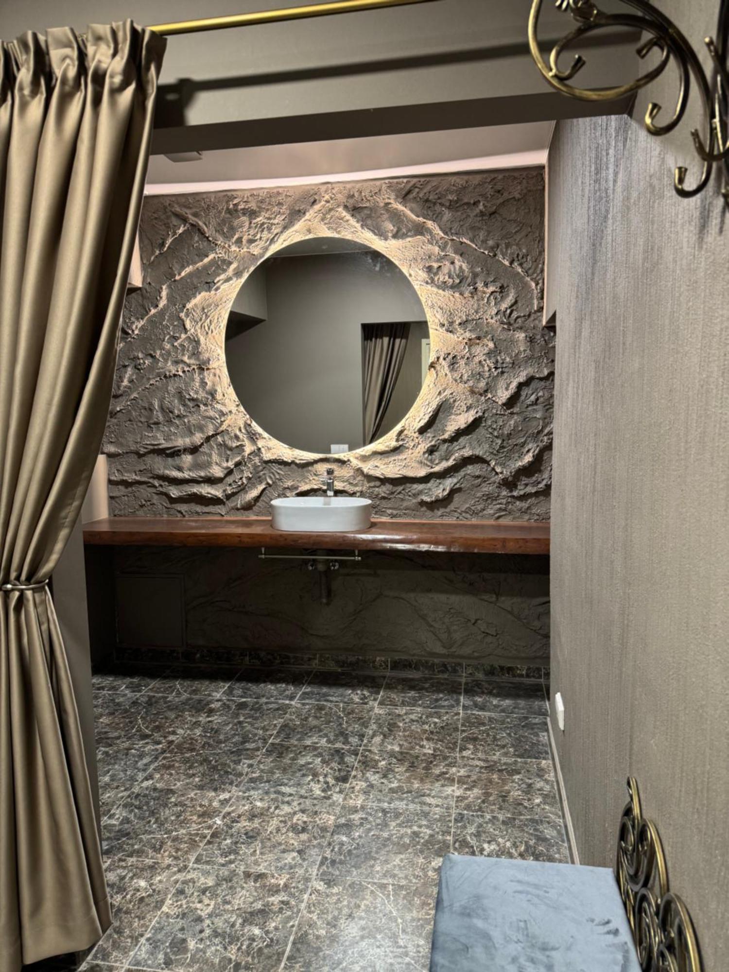 Dharma Stay Apartamentai Su Terasa Ir Vaizdu I Miesta Telšiai Exterior foto