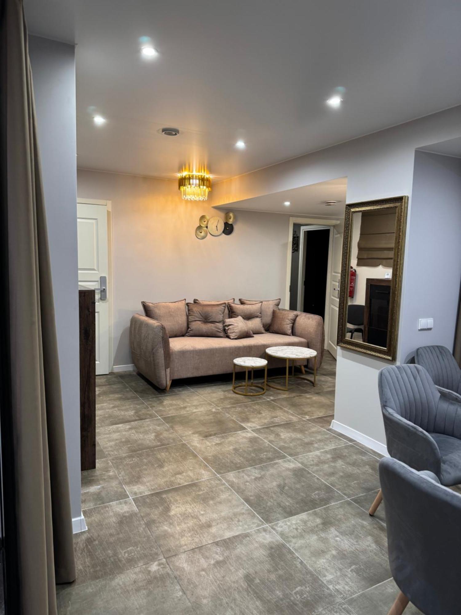 Dharma Stay Apartamentai Su Terasa Ir Vaizdu I Miesta Telšiai Exterior foto